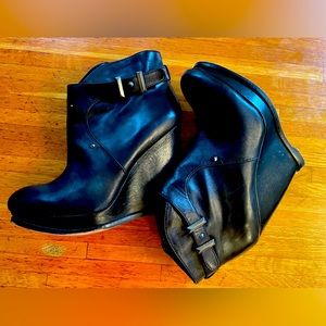Sam Edelman wedge boots